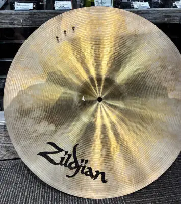Zildjian - Armand 19 Inch Beautiful Baby 2